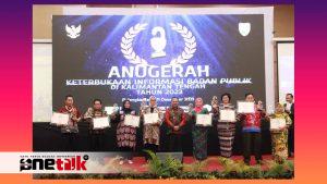 PPID Utama Kabupaten Kapuas Raih Penghargaan Keterbukaan Informasi Publik Kalteng Tahun 2023