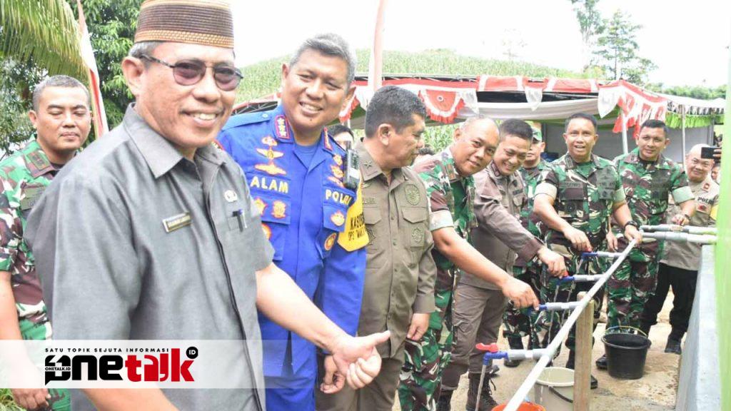 Pangdam XIII/Merdeka dan KASAD Launching Program Manunggal Air Tahun 2024 di Desa Pontolo, Gorontalo