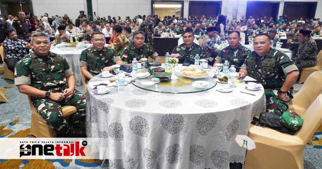 Danrem 133/Nani Wartabone Hadiri Rakor Kesiapan Pilkada Serentak 2024 di Makassar