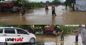 Banjir Melanda Kecamatan Tibawa, Babinsa Koramil 1315/04 Tibawa dan Warga Bersatu Hadapi Bencana