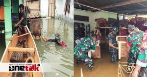 Babinsa Kodim 1315-01/Telaga Evakuasi Warga Korban Banjir di Desa Tabumela