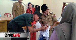 Babinsa Serma Mody Hadiri dan Dampingi Pencanangan Pekan Imunisasi Nasional Polio di Kecamatan Gentuma Raya