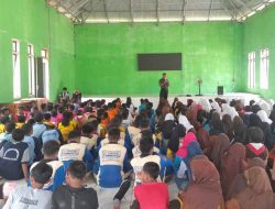 Babinsa 1314-03/Sumalata Hadiri Peringatan HUT Pramuka ke-63 dan Berikan Materi Bela Negara