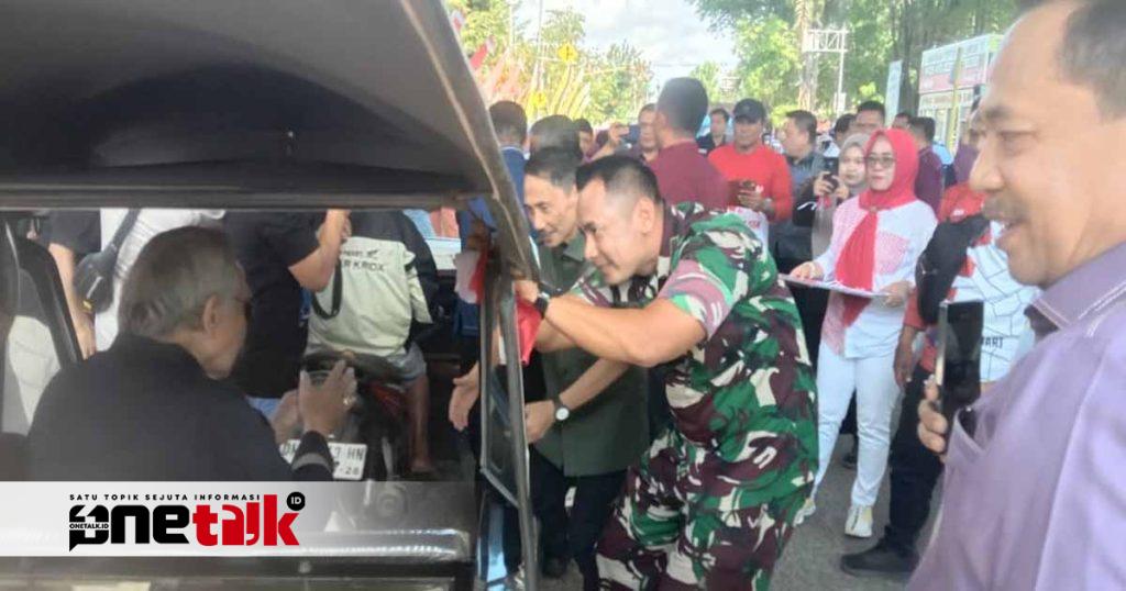 Launching Gerakan Pembagian 10 Juta Bendera Merah Putih untuk Indonesia di Gorontalo