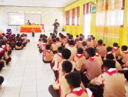 Danramil 1314-02/Atinggola Berikan Pembekalan Bela Negara pada Perkemahan HUT Ke-63 Pramuka di Atinggola