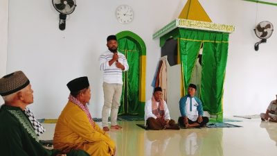 Punya Program Sosialisasi LAJU, KPU Kota Tidore Sambangi Jamaah Sholat Jum’at