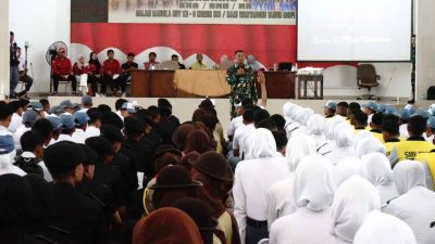 Semarak HUT Ke-6 Korem 133/Nani Wartabone, SMA, SMK, dan MA se-Provinsi Gorontalo Berkompetisi dalam Lomba Kreasi Baris Berbaris