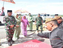 Pangdam XIII/Merdeka Laksanakan Kunjungan Kerja Perdana di Gorontalo, Disambut dengan Adat Mopotilolo