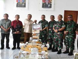 Brigjen Hari Pahlawantoro Terima Penghargaan KPU, Korem 133/NW Dinilai Berjasa Sukseskan Pilkada