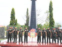Menjemput Semangat Juang dari Pusara Pahlawan, Korem 133/NW Awali Hari Juang TNI AD 2025 dengan Ziarah